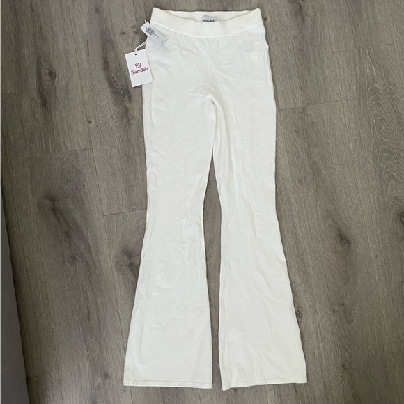 Aritzia Sunday Best Posie Pant - Picture 4 of 4